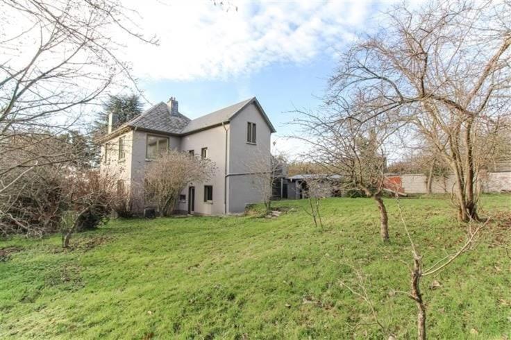 Charmante Villa Des Annees 30 Braine-l'Alleud Exterior photo
